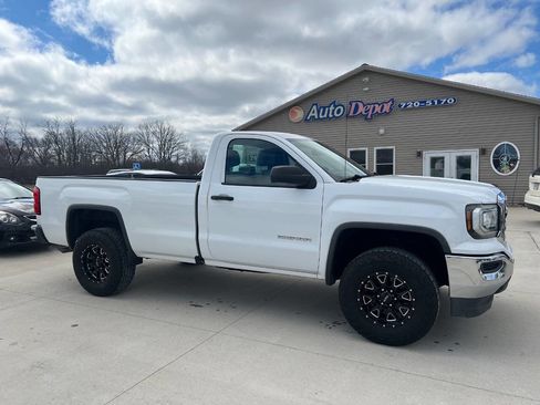 Used 2017 GMC Sierra 1500 2WD Regular Cab image 1