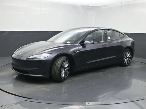 Used 2024 Tesla Model 3 Long Range RWD image 7