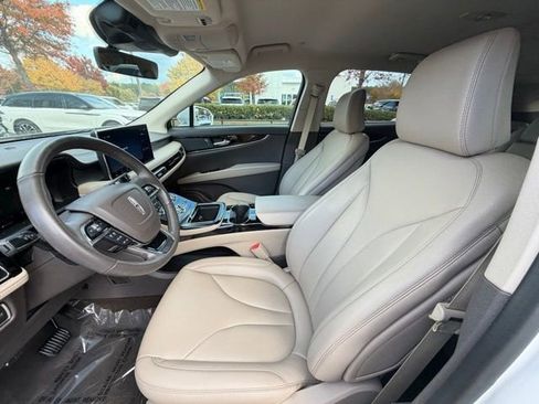 Certified 2022 Lincoln Nautilus STANDARD w/ Premium Package image 16