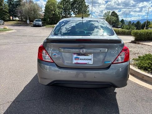 Used 2016 Nissan Versa SV FWD image 5