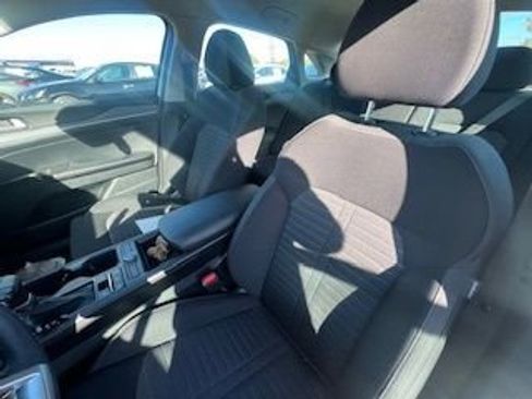 Used 2025 Kia K5 LXS image 17