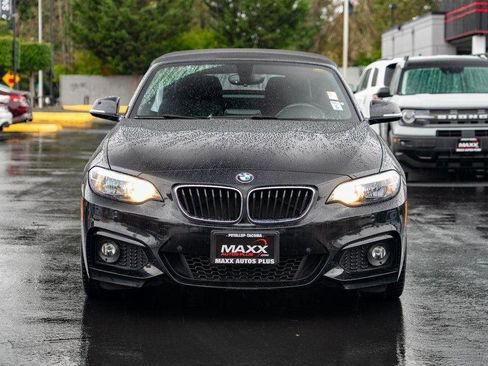 Used 2017 BMW 230i xDrive Convertible image 3