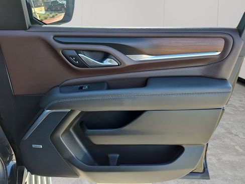 Used 2022 GMC Yukon Denali w/ Max Trailering Package image 13