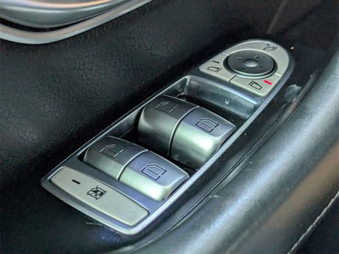 Used 2022 Mercedes-Benz AMG GT 43 image 17