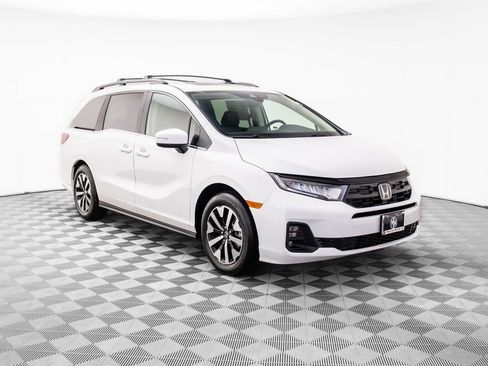 New 2026 Honda Odyssey EX-L image 8