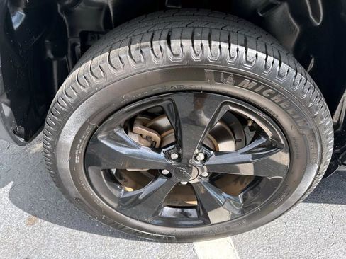 Used 2019 Jeep Cherokee Latitude Plus image 29