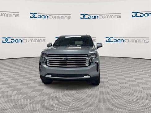 Used 2024 Chevrolet Tahoe High Country image 3