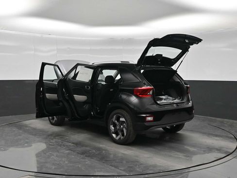 New 2026 Hyundai Venue SEL FWD image 46