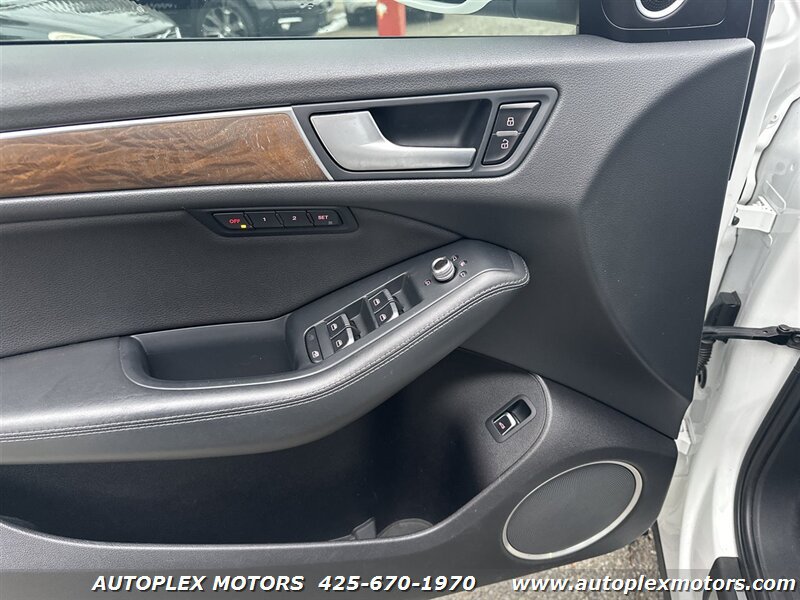 Used 2013 Audi Q5 2.0T Prestige AWD/4WD image 22