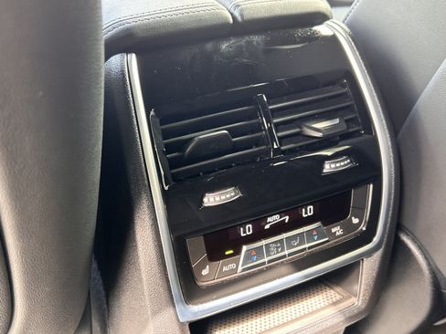 Used 2026 BMW X5 xDrive40i AWD/4WD image 30