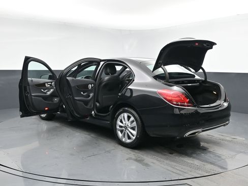 Used 2021 Mercedes-Benz C 300 4MATIC Sedan w/ Premium Package image 31