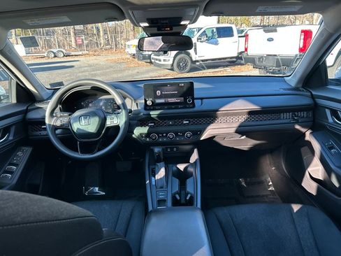 Used 2023 Honda Accord EX image 26
