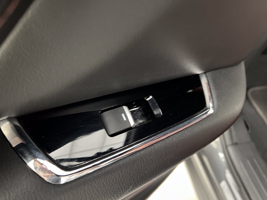 Used 2017 MAZDA CX-9 Signature AWD/4WD image 24