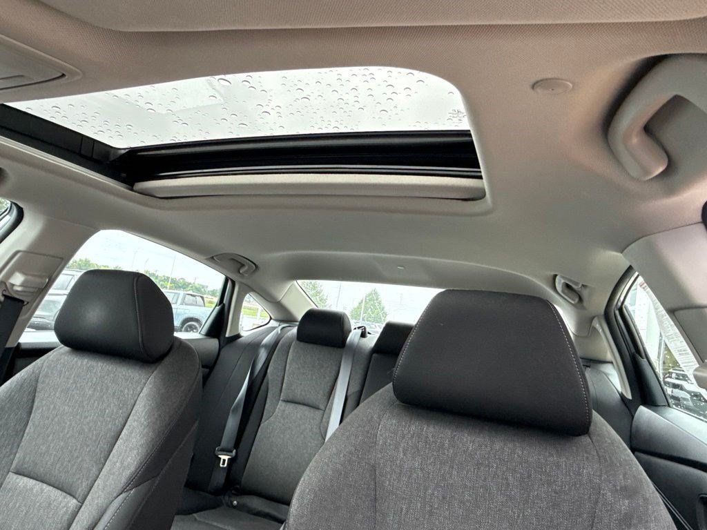 Used 2023 Honda Accord EX image 9