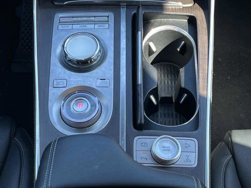Used 2024 Genesis GV80 2.5T AWD/4WD image 14