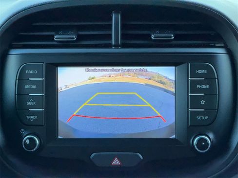 Used 2020 Kia Soul S image 11