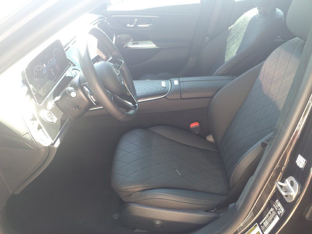 Certified 2024 Mercedes-Benz E 450 4MATIC Sedan image 18