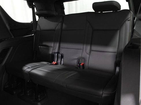 Used 2024 Chevrolet Tahoe High Country image 21