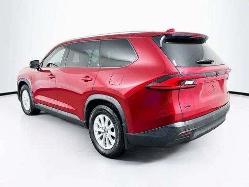 Used 2024 Toyota Grand Highlander AWD image 4