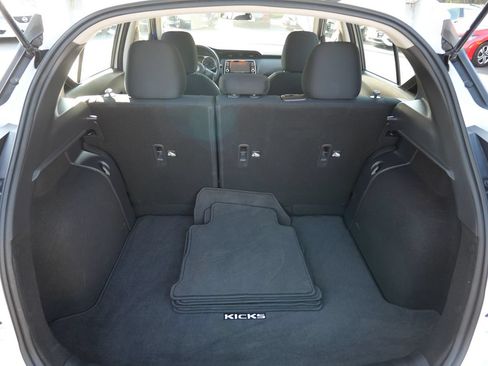 Used 2023 Nissan Kicks S FWD image 21