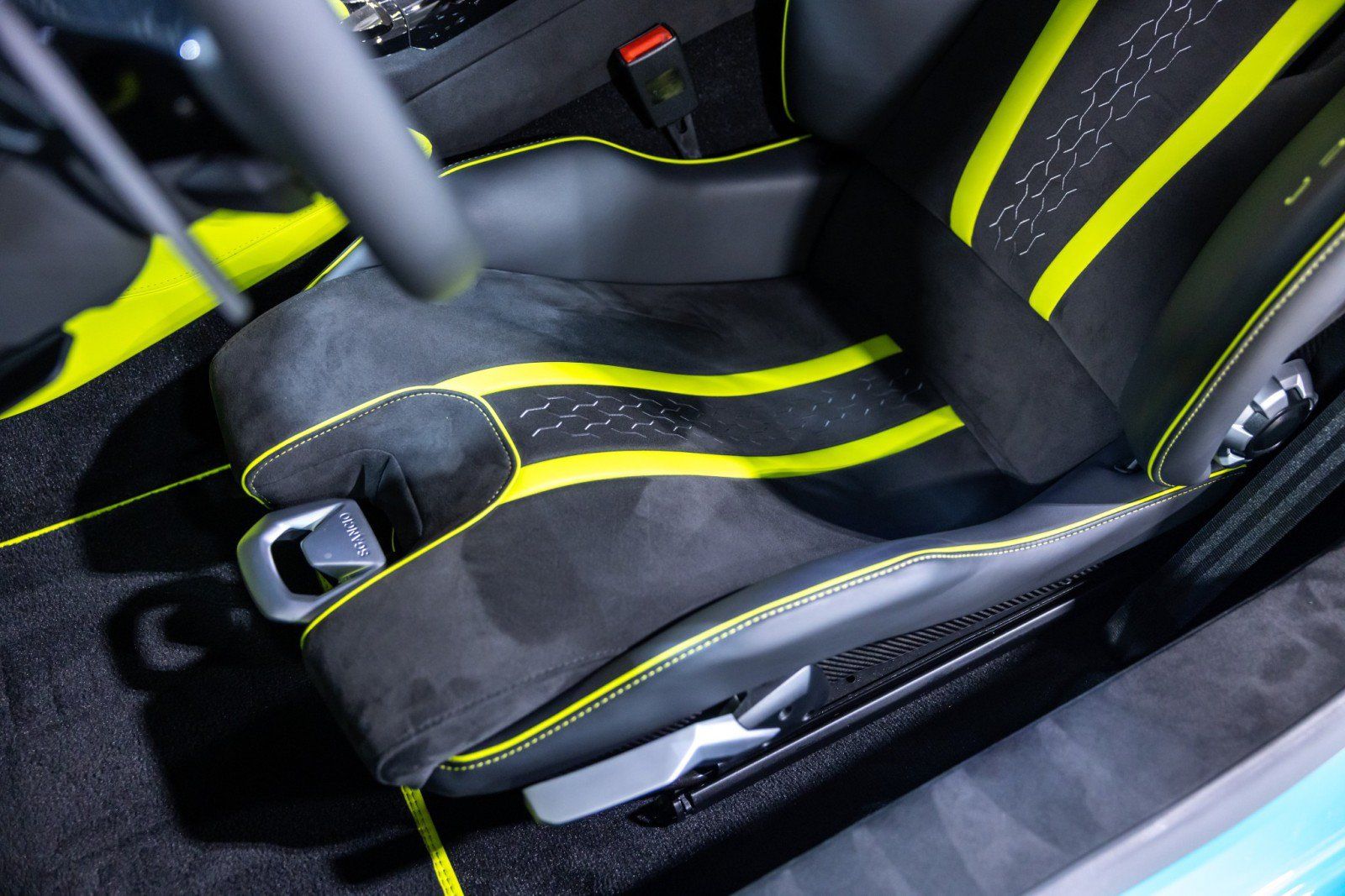 Used 2024 Lamborghini Huracan Tecnica RWD image 42