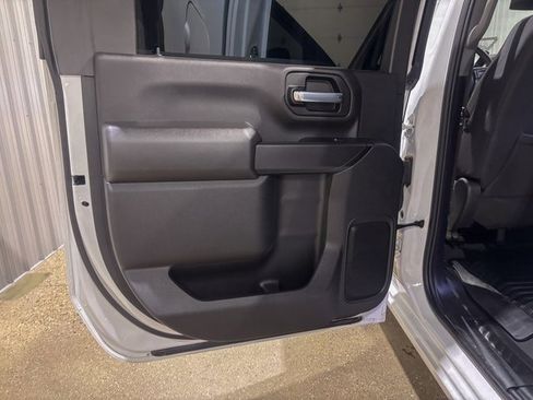 Used 2023 Chevrolet Silverado 2500 LT image 24