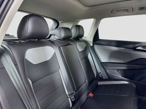 Certified 2023 Volkswagen Taos SEL AWD/4WD image 32
