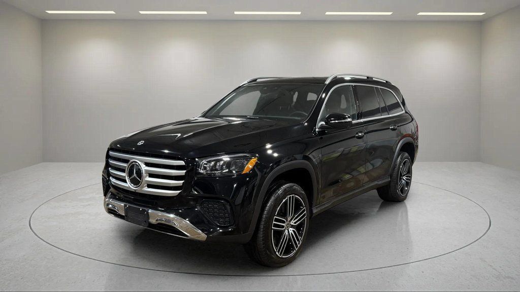 Used 2025 Mercedes-Benz GLS 450 4MATIC image 20