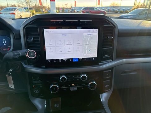 Used 2024 Ford F150 XLT w/ Mobile Office Package image 21