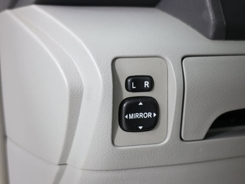 Used 2009 Toyota Camry LE image 15