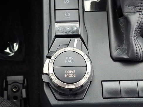 Certified 2025 Toyota 4Runner SR5 image 24