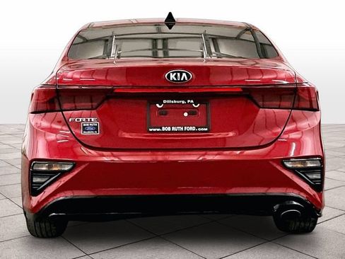 Used 2019 Kia Forte LXS FWD image 4