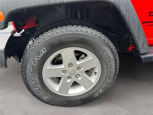 Used 2018 Jeep Wrangler Unlimited Sport S image 14