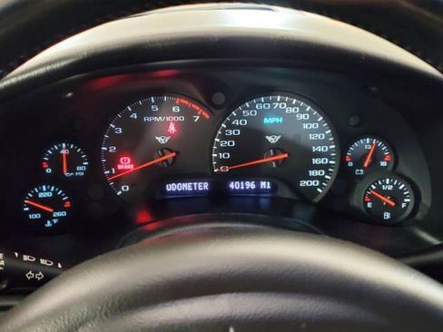 Used 1999 Chevrolet Corvette Coupe w/ Performance Handling Pkg RWD image 20