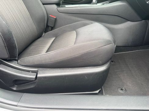 Used 2024 Nissan Altima 2.5 SV FWD image 17