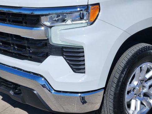 Certified 2025 Chevrolet Silverado 1500 LT AWD/4WD image 8