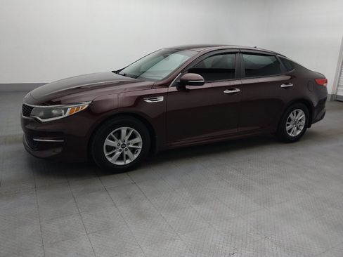 Used 2018 Kia Optima LX FWD image 2