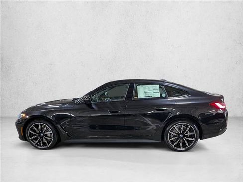 Certified 2025 BMW i4 xDrive40i AWD/4WD image 9
