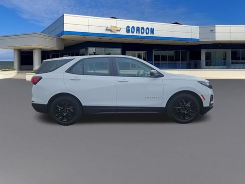 Used 2024 Chevrolet Equinox LS FWD image 6