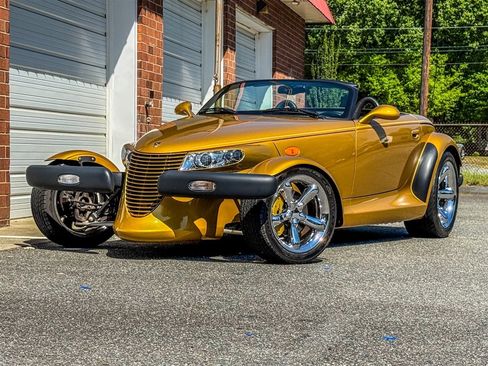 Used 2002 Chrysler Prowler image 15