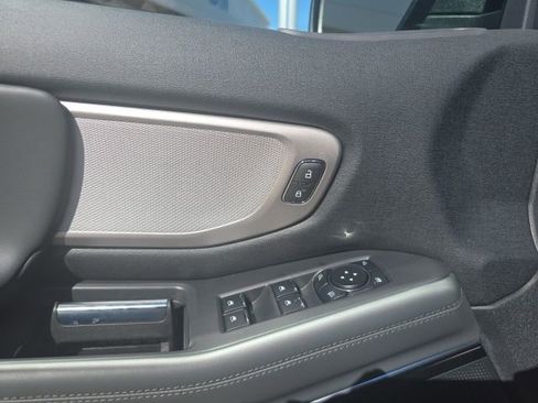 New 2026 Ford Expedition Active image 10