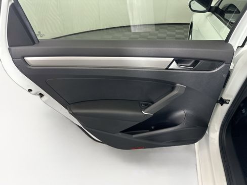 Used 2020 Volkswagen Passat 2.0T S image 25