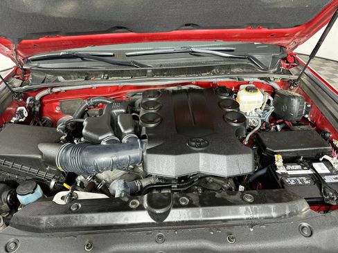 Used 2016 Toyota 4Runner 4WD image 31
