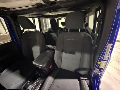 Used 2020 Jeep Wrangler Unlimited Sahara AWD/4WD image 19