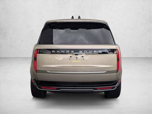 New 2026 Land Rover Range Rover Long Wheelbase SE AWD/4WD image 7