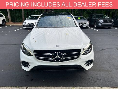 Used 2019 Mercedes-Benz GLC 300 4MATIC image 2