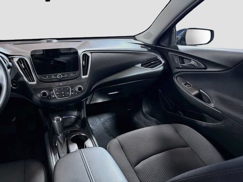 Used 2019 Chevrolet Malibu LT FWD image 23