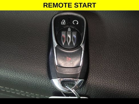 Used 2025 Buick Encore GX Preferred FWD image 4