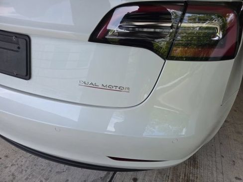 Used 2022 Tesla Model 3 Performance AWD/4WD image 7