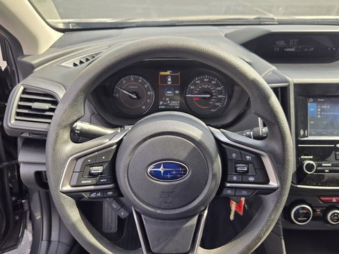 Used 2021 Subaru Crosstrek 2.0i AWD/4WD image 25